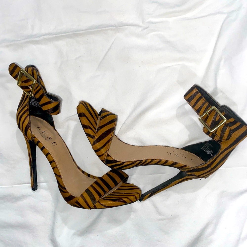 NWOB! JustFab Luxe High Heeled Sandals! Zebra Print!